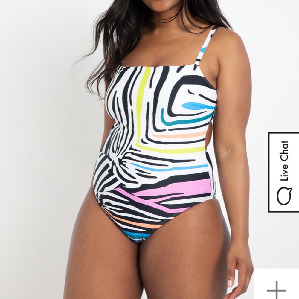 NWT 26W or 28W ELOQUII Splashing into Stripes Swim